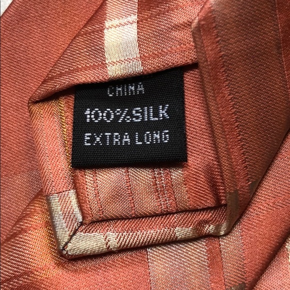 Set of 3 ties Calvin Klein (2) Banana Republic (1) - Picture 6 of 8